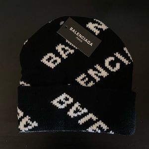 Black Balenciaga beanie reversible